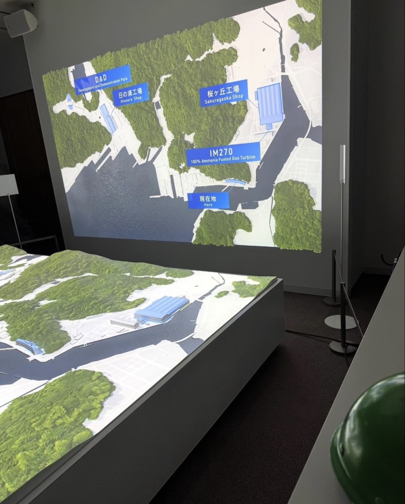 産業労働常任委員会の管内調査で西播磨地区を調査